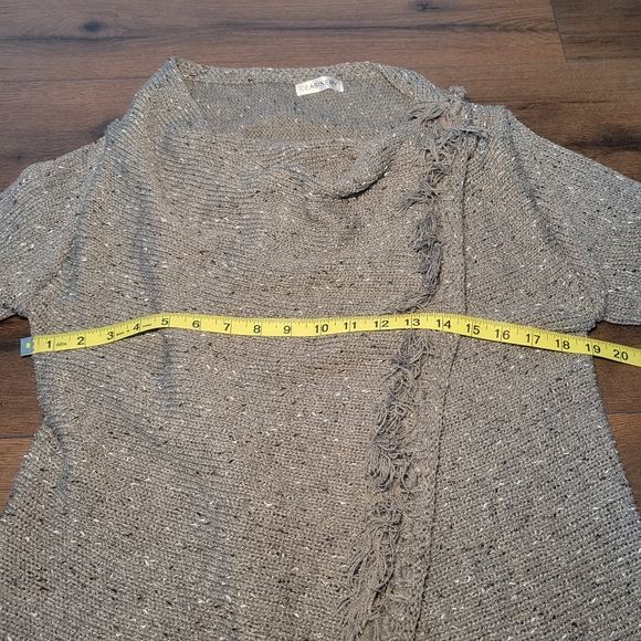 Ceasikery Asymmetrical Fringe Hem Faux‎ Wrap Sweater Womens Size M Pullover Gray - Picture 7 of 12